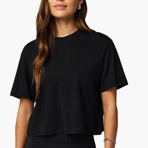 Dynamite Cropped Tee Size Medium